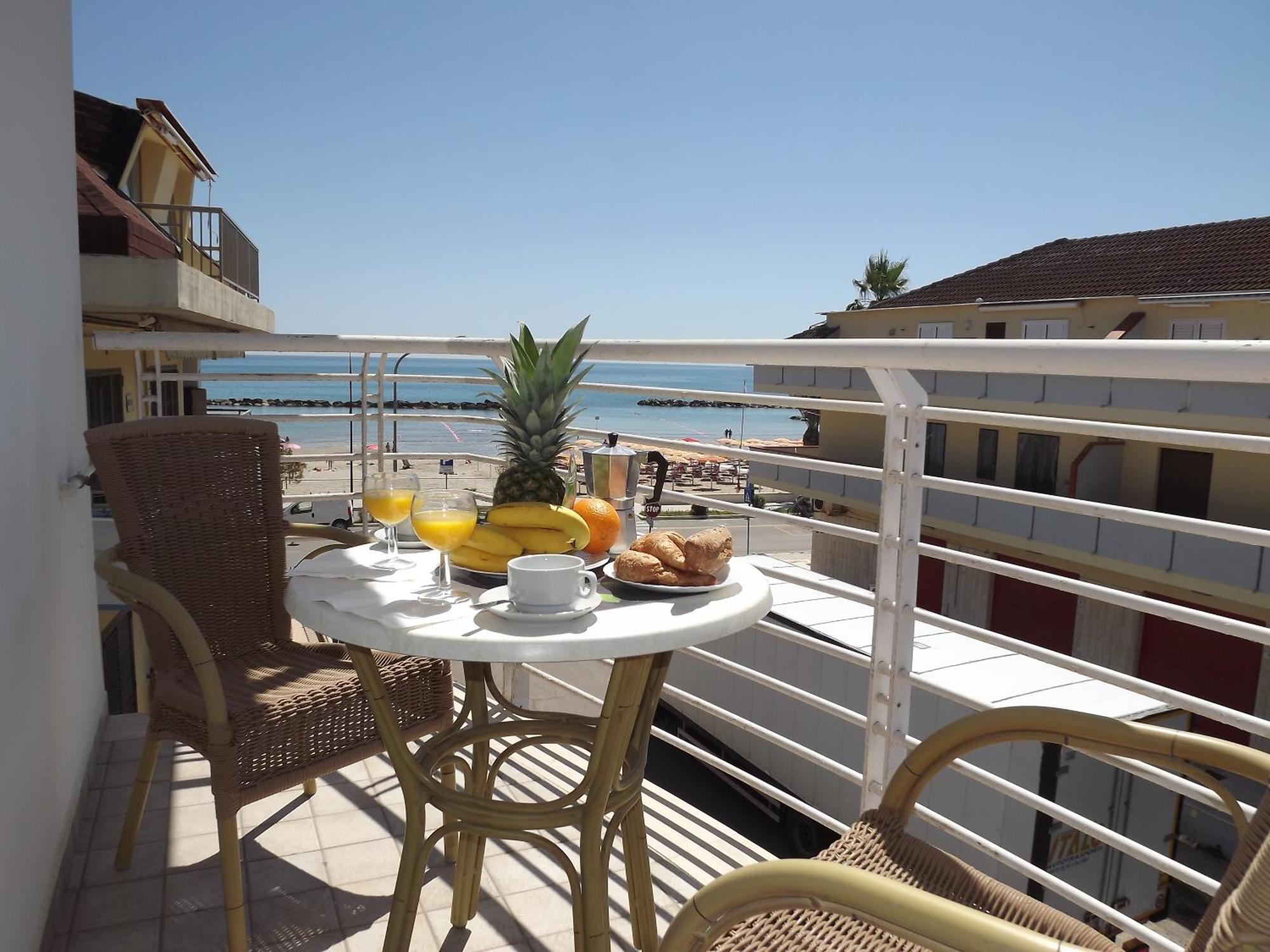Residence Twigha Мартинсикуро Екстериор снимка